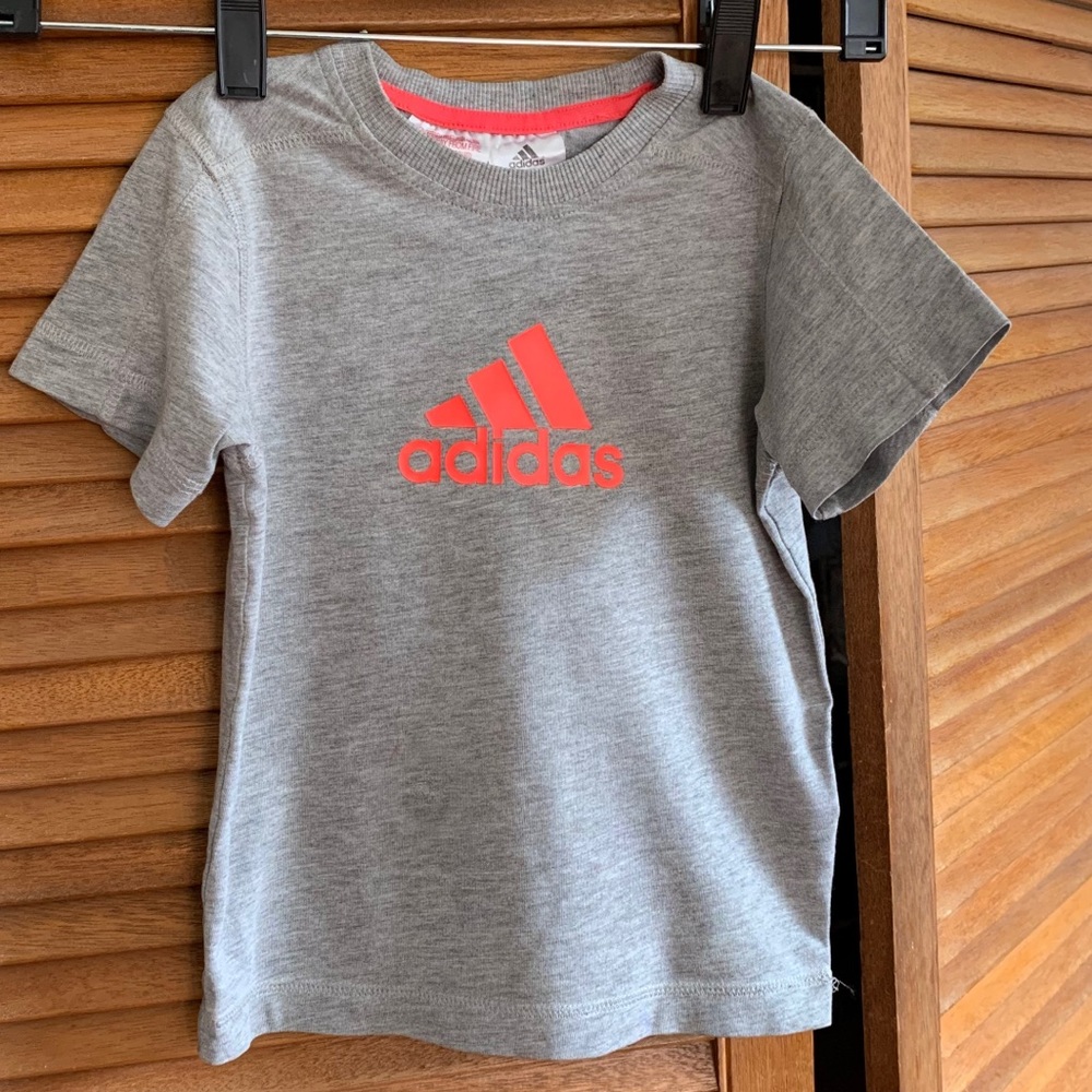 Adidas blouse for 18-24 month good for 3 years too